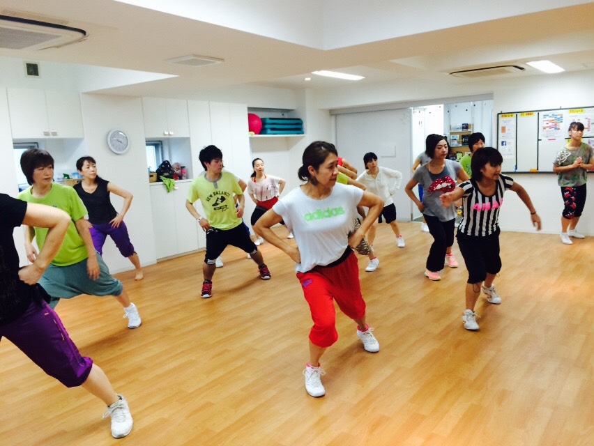 Aerobics エアロビクス Studio Beehive